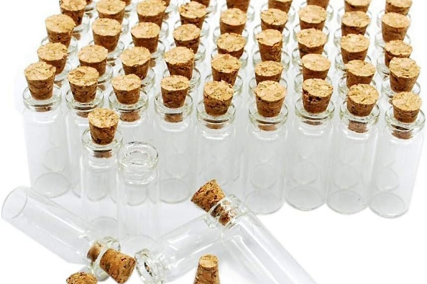 MINI GLASS BOTTLES