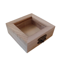 WOODEN BOX WITH PLASTIC LID 7.8x7.8x3cm