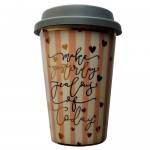 Ceramic mug with silicone lid